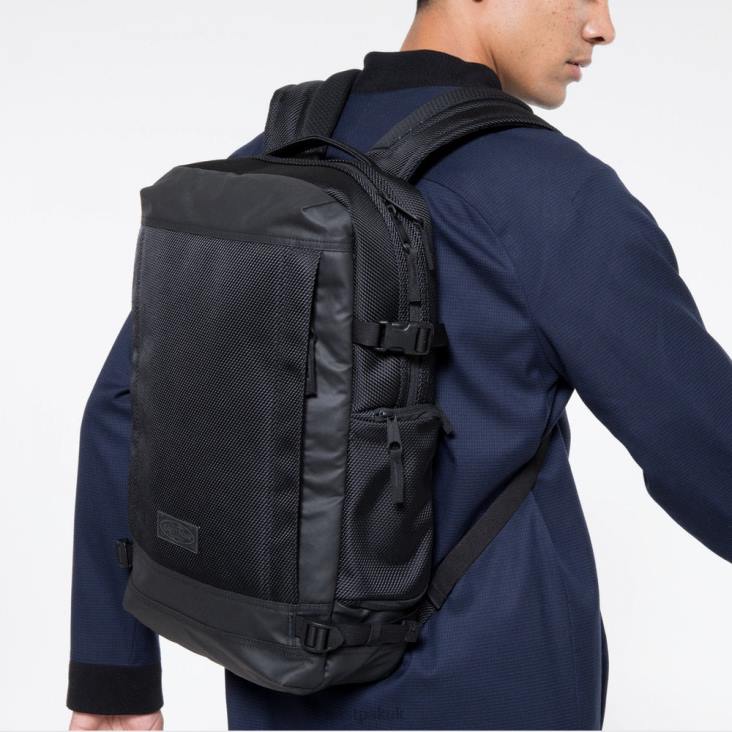 Eastpak Tecum M CNNCT Coat LTZJ143 Backpacks