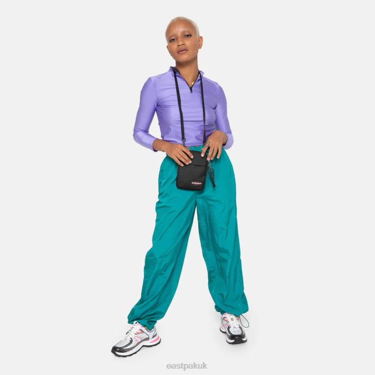 Eastpak Buddy Black LTZJ251 Shoulder Bags